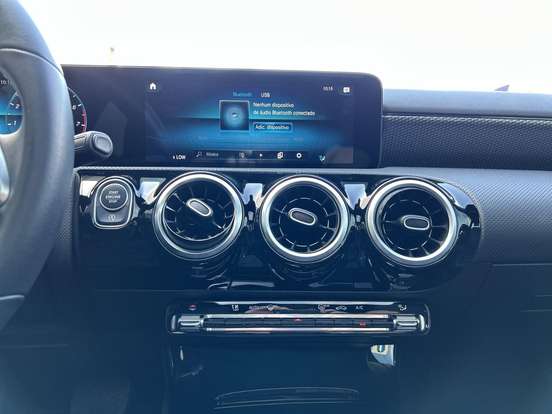 MERCEDES-BENZ-A 250-2.0 CGI GASOLINA 7G-DCT MERCEDES-BENZ-A 250-2021