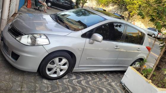 NISSAN TIIDA 1.8 SL 16V FLEX 4P AUTOMÁTICO