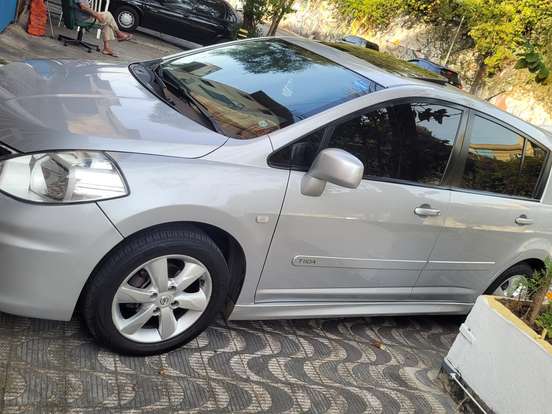 NISSAN-TIIDA-1.8 SL 16V FLEX 4P AUTOMÁTICO NISSAN-TIIDA-2012