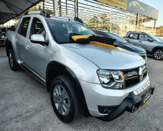 RENAULT DUSTER OROCH 2.0 16V HI-FLEX DYNAMIQUE AUTOMÁTICO RENAULT DUSTER OROCH 2.0 16V HI-FLEX DYNAMIQUE AUTOMÁTICO