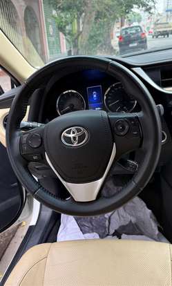 TOYOTA-COROLLA-2018