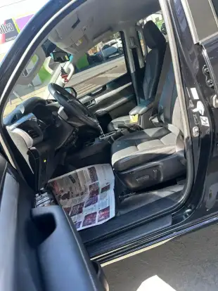 TOYOTA-HILUX-2023