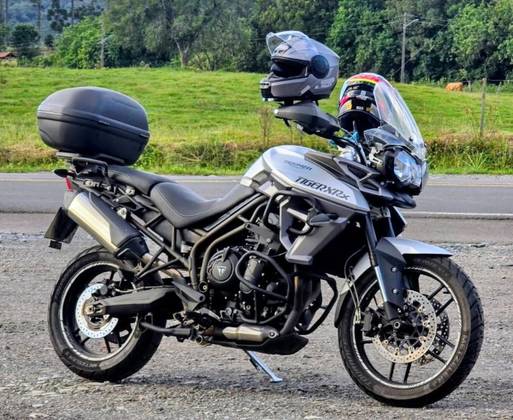TRIUMPH TIGER 800 XRX 