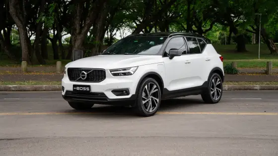 VOLVO XC40 1.5 T5 RECHARGE R-DESIGN GEARTRONIC