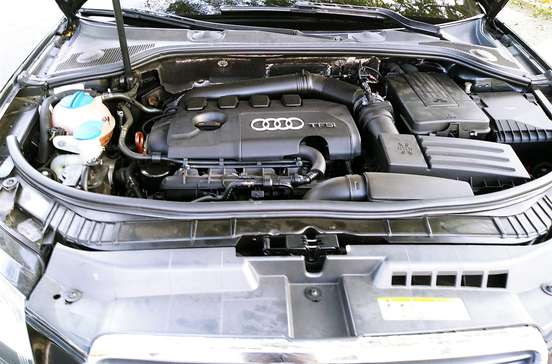 AUDI-A3-2010