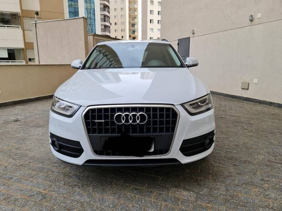 AUDI Q3 2.0 TFSI AMBIENTE QUATTRO 4P GASOLINA S TRONIC