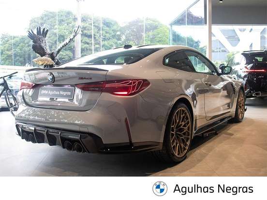 BMW-M4-2024
