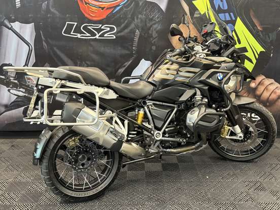 BMW-R 1250 GS ADVENTURE PREMIUM + EXCLUSIVE-2019