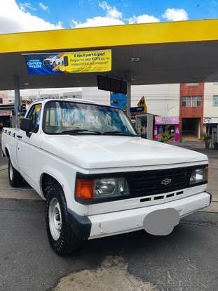 CHEVROLET-D20-1992
