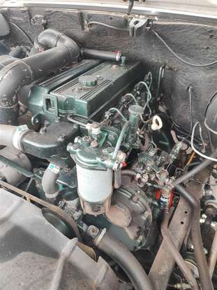 CHEVROLET-D20-1992