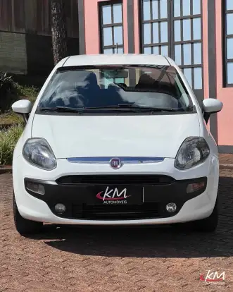 FIAT-PUNTO-2015