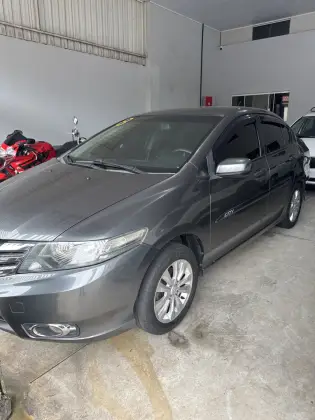 HONDA CITY 1.5 LX 16V FLEX 4P MANUAL HONDA CITY 1.5 LX 16V FLEX 4P MANUAL