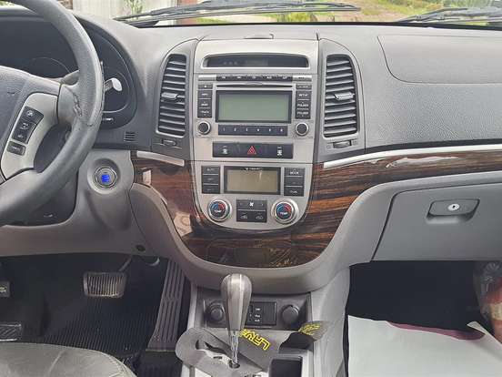 HYUNDAI-SANTA FÉ-3.5 MPFI GLS V6 24V 285CV GASOLINA 4P AUTOMÁTICO HYUNDAI-SANTA FÉ-2011