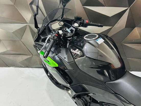 KAWASAKI-NINJA 500-2025