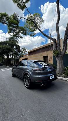 PORSCHE-CAYENNE-2019