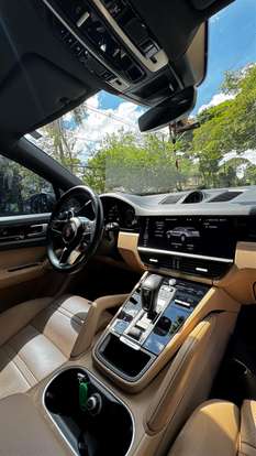 PORSCHE-CAYENNE-2019
