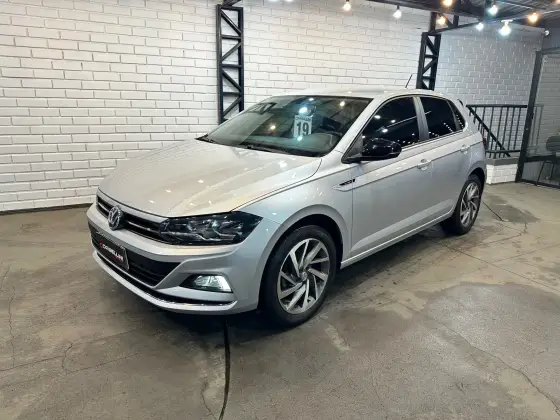 VOLKSWAGEN POLO 1.0 200 TSI HIGHLINE AUTOMÁTICO