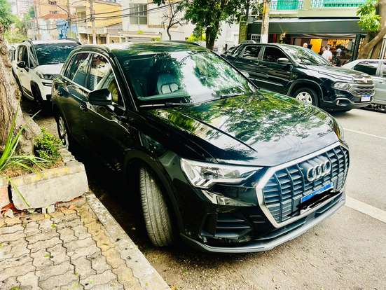AUDI-Q3-2020