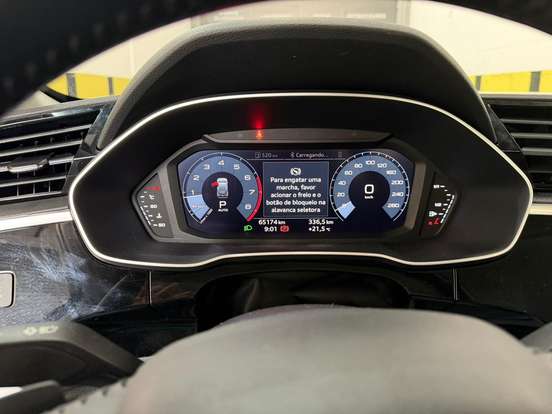 AUDI-Q3-2020