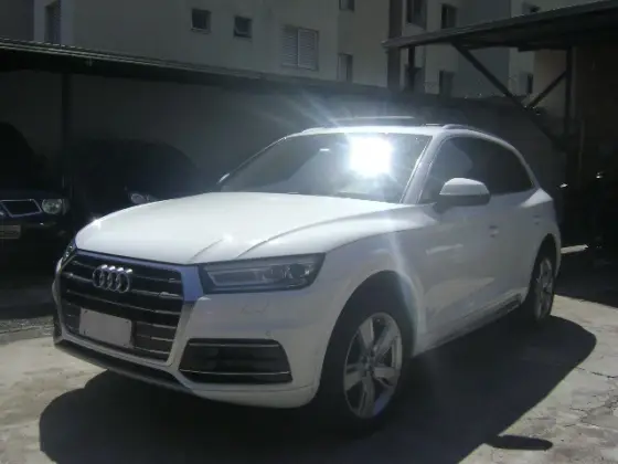 AUDI Q5 2.0 TFSI GASOLINA AMBIENTE S TRONIC AUDI Q5 2.0 TFSI GASOLINA AMBIENTE S TRONIC
