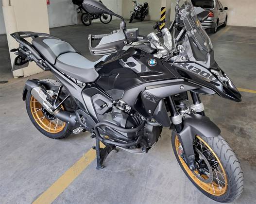 BMW R 1300 GS TRIPLE BLACK 