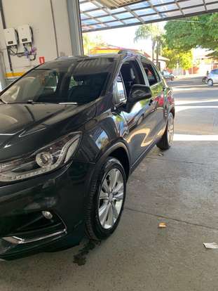 CHEVROLET-TRACKER-2018