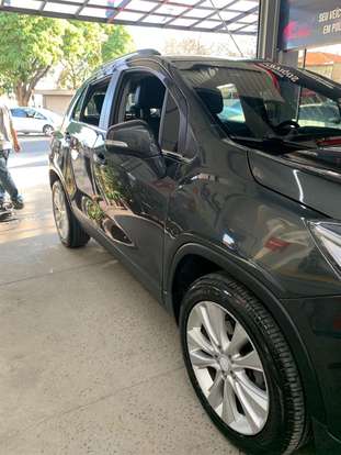 CHEVROLET-TRACKER-2018