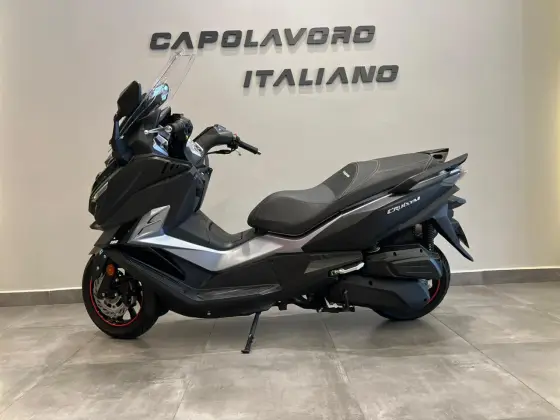 DAFRA CRUISYM 300 