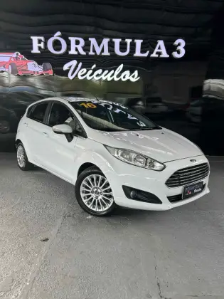 FORD FIESTA 1.6 TITANIUM HATCH 16V FLEX 4P POWERSHIFT FORD FIESTA 1.6 TITANIUM HATCH 16V FLEX 4P POWERSHIFT