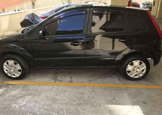 FORD-FIESTA-2012