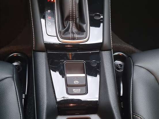 HONDA-CITY-1.5 i-VTEC FLEX HATCH TOURING CVT HONDA-CITY-2025