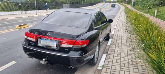 HYUNDAI-AZERA-2008