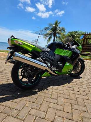 KAWASAKI-NINJA ZX-14-2010