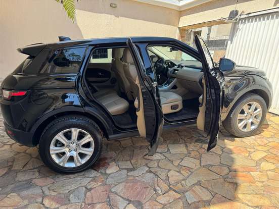 LAND ROVER-RANGE ROVER EVOQUE-2.0 SE 4WD 16V FLEX 4P AUTOMÁTICO LAND ROVER-RANGE ROVER EVOQUE-2018