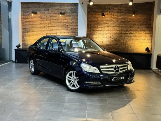 MERCEDES-BENZ-C 180-1.8 CGI CLASSIC 16V TURBO GASOLINA 4P AUTOMÁTICO MERCEDES-BENZ-C 180-2011