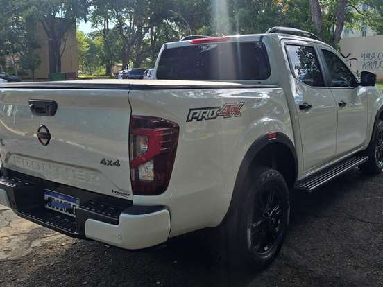 NISSAN-FRONTIER-2.3 16V TURBO DIESEL PRO4X CD 4X4 AUTOMÁTICO NISSAN-FRONTIER-2023