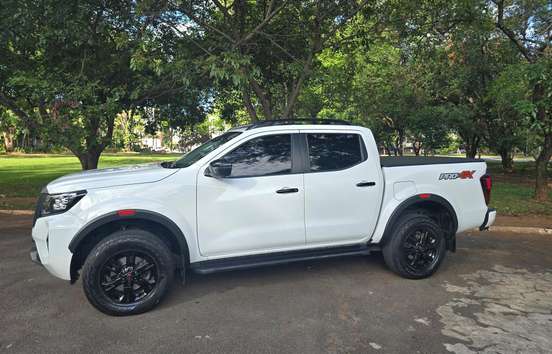 NISSAN-FRONTIER-2023