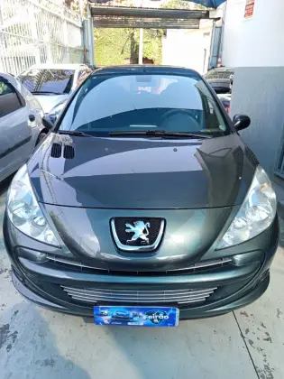 PEUGEOT 207 1.4 XR SPORT 8V FLEX 4P MANUAL PEUGEOT 207 1.4 XR SPORT 8V FLEX 4P MANUAL