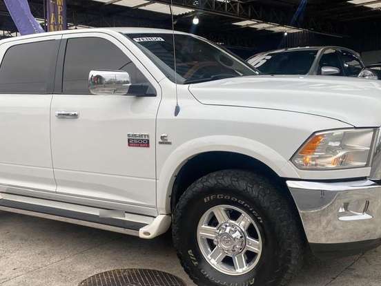 RAM-2500-6.7 LARAMIE 4X4 CD I6 TURBO DIESEL 4P AUTOMÁTICO RAM-2500-2012