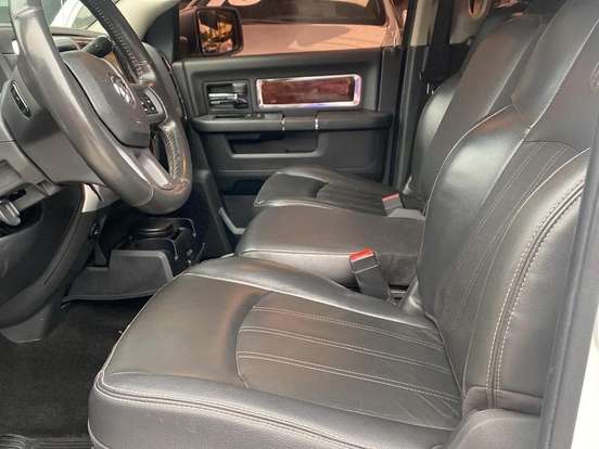 RAM-2500-6.7 LARAMIE 4X4 CD I6 TURBO DIESEL 4P AUTOMÁTICO RAM-2500-2012