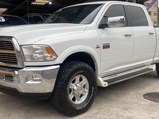 RAM-2500-6.7 LARAMIE 4X4 CD I6 TURBO DIESEL 4P AUTOMÁTICO RAM-2500-2012