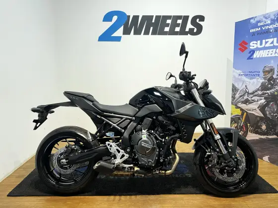 SUZUKI GSX-8S 