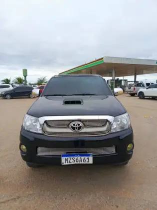TOYOTA HILUX 3.0 SRV 4X4 CD 16V TURBO INTERCOOLER DIESEL 4P AUTOMÁTICO TOYOTA HILUX 3.0 SRV 4X4 CD 16V TURBO INTERCOOLER DIESEL 4P AUTOMÁTICO