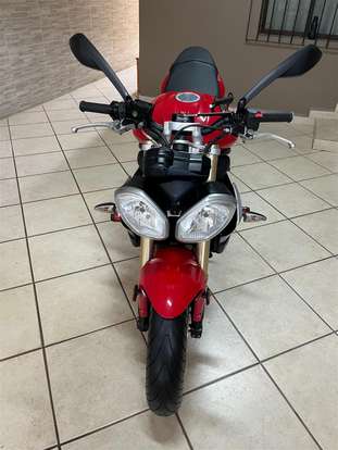 TRIUMPH-STREET TRIPLE 675 ABS-2017