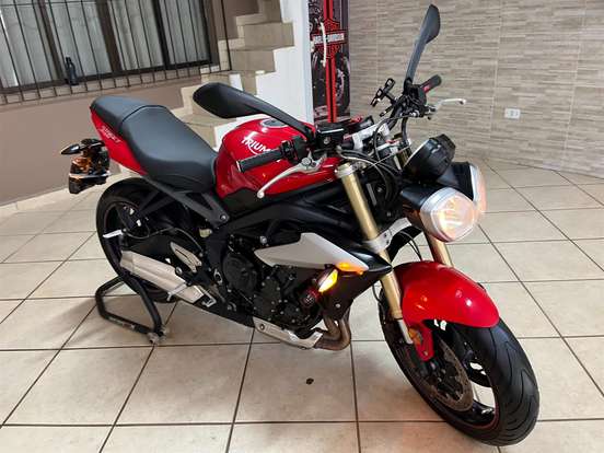 TRIUMPH-STREET TRIPLE 675 ABS-2017