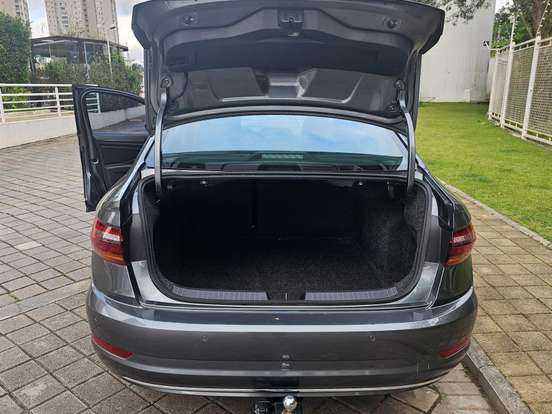 VOLKSWAGEN-JETTA-1.4 250 TSI TOTAL FLEX COMFORTLINE TIPTRONIC VOLKSWAGEN-JETTA-2018
