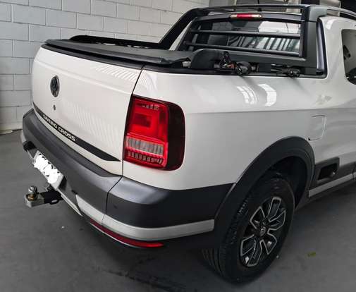 VOLKSWAGEN-SAVEIRO-2017