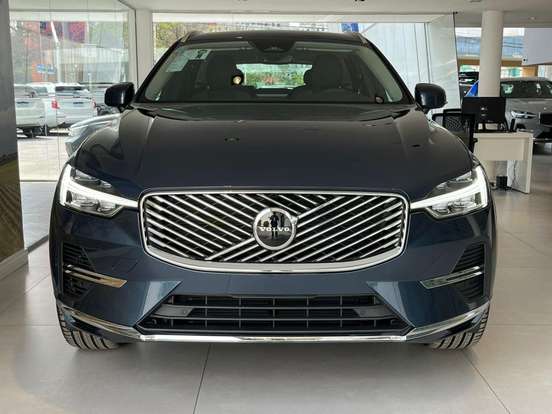 VOLVO-XC60-2.0 T8 PHEV PLUS AWD GEARTRONIC VOLVO-XC60-2025