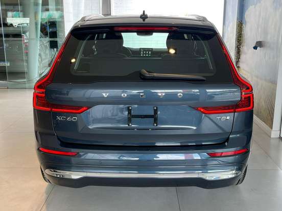 VOLVO-XC60-2.0 T8 PHEV PLUS AWD GEARTRONIC VOLVO-XC60-2025