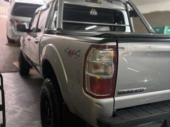 FORD-RANGER-3.0 LIMITED 4X4 CD 16V TURBO ELETRONIC DIESEL 4P MANUAL FORD-RANGER-2010